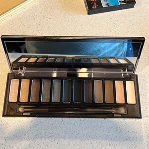 Urban Decay NAKED Smoky eye shadow pallete